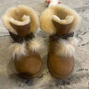 Ugg Gita chestnut bootie 7 new